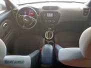 ✅ 2016 Kia Soul + • VIN: KNDJP3A52G7350534 • Лот: 91599005. Опубликован ранее на Copart с пробегом 143 323 миль. Бесплатный доступ к архиву аукционных продаж из США и подробный отчёт об истории автомобиля на DreamBid. Изображение 8.