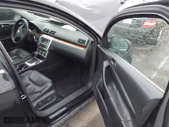 ✅ 2008 Volkswagen Passat Lux • VIN: WVWEK73C68E129955 • Лот: 41868163. Опубликован ранее на IAAI с пробегом Не указан. Бесплатный доступ к архиву аукционных продаж из США и подробный отчёт об истории автомобиля на DreamBid. Изображение 5.