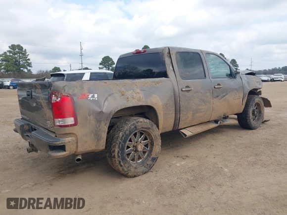 ✅ 2008 GMC Sierra 1500 SLT • VIN: 2GTEK13J081270775 • Lot: 41523737. Listed on IAAI with 199,858 mi. Free auction sales archive from the USA and detailed vehicle history report at DreamBid. Image 4.