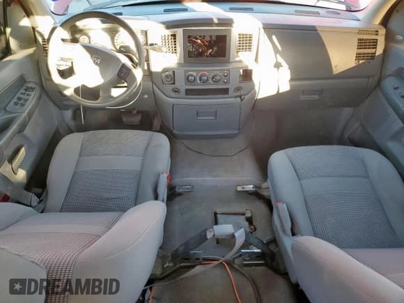 ✅ 2006 Dodge 1500 SLT • VIN: 1D7HU18246S524631 • Lot: 91220135. Wystawiony na Copart z przebiegiem 160 134 mil. Bezpłatny archiwum sprzedaży aukcyjnych z USA i szczegółowy raport historii pojazdu na DreamBid. Zdjęcie 8.