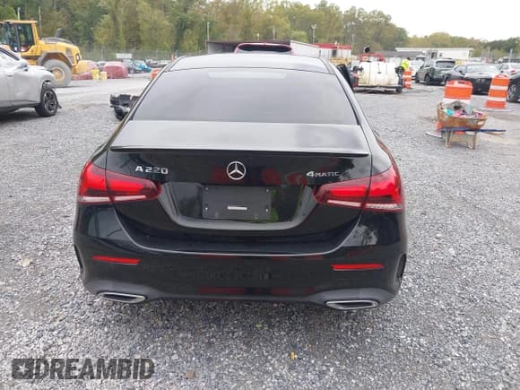 ✅ 2021 Mercedes-Benz A 220 • VIN: W1K3G4FB1MJ293177 • Lot: 43308014. Listed on IAAI with 36,790 mi. Free auction sales archive from the USA and detailed vehicle history report at DreamBid. Image 16.