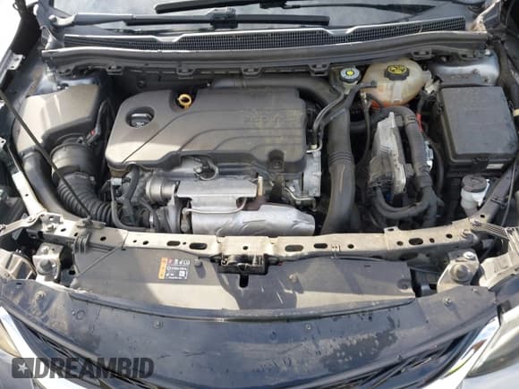 ✅ 2019 Chevrolet Cruze LT • VIN: 1G1BE5SMXK7110256 • Lot: 43357976. Listed on IAAI with 115,650 mi. Free auction sales archive from the USA and detailed vehicle history report at DreamBid. Image 10.