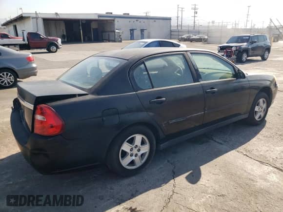 2005 Chevrolet Malibu z VIN 1G1ZS52F45F139500, wystawiony jako Copart lot #74115894 z przebiegiem 125 004 mil mil oraz Szkoda całkowita • Salvage title. Historia ofert i sprzedaży dostępna na DreamBid. Obrazek 3.