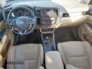 ✅ 2018 Mitsubishi Outlander SE • VIN: JA4AD3A35JZ000232 • Lot: 91443845. Listed on Copart with 111,077 mi. Free auction sales archive from the USA and detailed vehicle history report at DreamBid. Image 8.