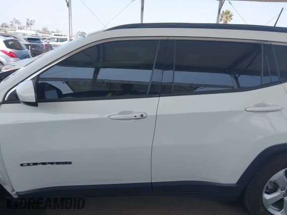✅ 2020 Jeep Compass Latitude • VIN: 3C4NJCBB8LT141375 • Lot: 42382374. Listed on IAAI with 63,799 mi. Free auction sales archive from the USA and detailed vehicle history report at DreamBid. Image 15.