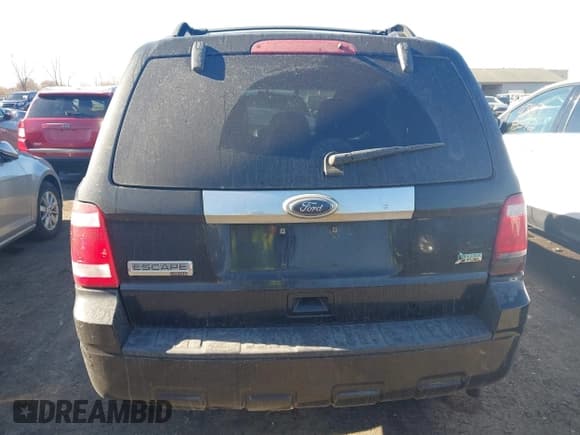 ✅ 2010 Ford Escape Limited • VIN: 1FMCU0EG3AKB29648 • Lot: 43696541. Wystawiony na IAAI z przebiegiem 129 513 mil. Bezpłatny archiwum sprzedaży aukcyjnych z USA i szczegółowy raport historii pojazdu na DreamBid. Zdjęcie 17.