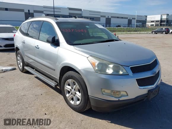 ✅ 2012 Chevrolet Traverse LS • VIN: 1GNKRFED0CJ203957 • Лот: 43375085. Опубликован ранее на IAAI с пробегом 174 348 миль. Бесплатный доступ к архиву аукционных продаж из США и подробный отчёт об истории автомобиля на DreamBid. Изображение 1.