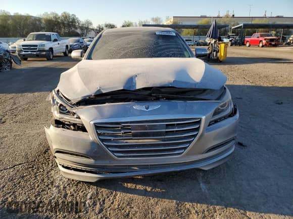 2015 Hyundai Genesis 3.8L z VIN KMHGN4JE5FU065134, wystawiony jako Copart lot #74533084 z przebiegiem 121 703 mil mil oraz Szkoda całkowita • Salvage title. Historia ofert i sprzedaży dostępna na DreamBid. Obrazek 5.