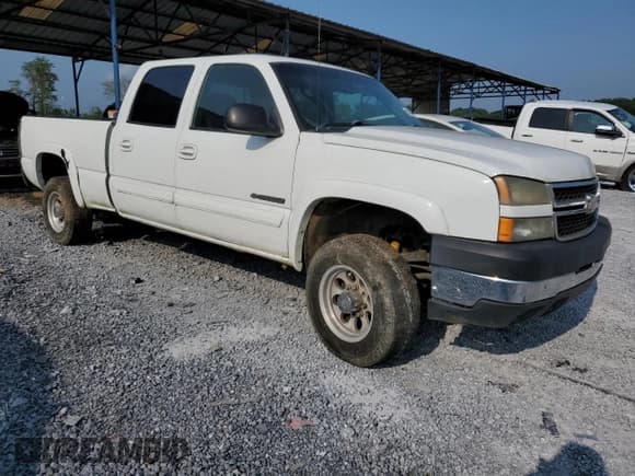 ✅ 2006 Chevrolet Silverado 2500HD LT3 • VIN: 1GCHK23U26F142623 • Лот: 59530695. Опубликован ранее на Copart с пробегом 126 350 миль. Бесплатный доступ к архиву аукционных продаж из США и подробный отчёт об истории автомобиля на DreamBid. Изображение 4.