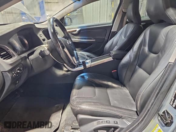✅ 2013 Volvo S60 T5 Premier • VIN: YV1612FS7D2198642 • Lot: 94470045. Listed on Copart with 132,300 mi. Free auction sales archive from the USA and detailed vehicle history report at DreamBid. Image 7.