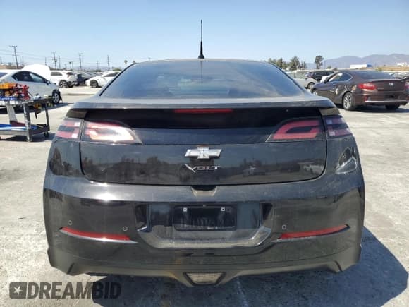 ✅ 2013 Chevrolet Volt • VIN: 1G1RH6E41DU107967 • Lot: 72014584. Wystawiony na Copart z przebiegiem 181 989 mil. Bezpłatny archiwum sprzedaży aukcyjnych z USA i szczegółowy raport historii pojazdu na DreamBid. Zdjęcie 6.