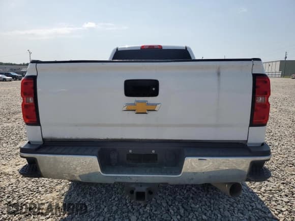 ✅ 2017 Chevrolet Silverado 2500HD Work Truck • VIN: 1GC1KUEY8HF118164 • Lot: 72285234. Wystawiony na Copart z przebiegiem 150 784 mil. Bezpłatny archiwum sprzedaży aukcyjnych z USA i szczegółowy raport historii pojazdu na DreamBid. Zdjęcie 6.