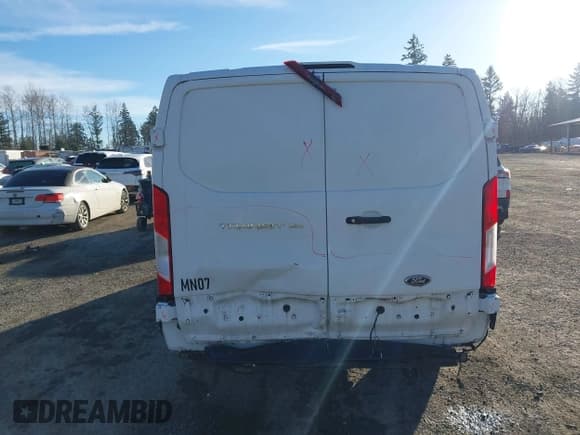 ✅ 2021 Ford Transit Cargo • VIN: 1FTYE1Y89MKA16809 • Lot: 41643195. Listed on IAAI with 7,407 mi. Free auction sales archive from the USA and detailed vehicle history report at DreamBid. Image 16.