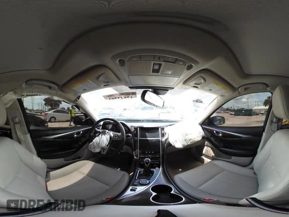 ✅ 2019 Infiniti Q50 Luxe • VIN: JN1EV7AP2KM513020 • Lot: 42542293. Wystawiony na IAAI z przebiegiem Nie podano. Bezpłatny archiwum sprzedaży aukcyjnych z USA i szczegółowy raport historii pojazdu na DreamBid. Zdjęcie 18.