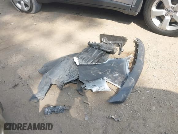 ✅ 2020 Chevrolet Trax LS • VIN: 3GNCJNSB2LL341775 • Lot: 42690845. Listed on IAAI with 78,000 mi. Free auction sales archive from the USA and detailed vehicle history report at DreamBid. Image 12.