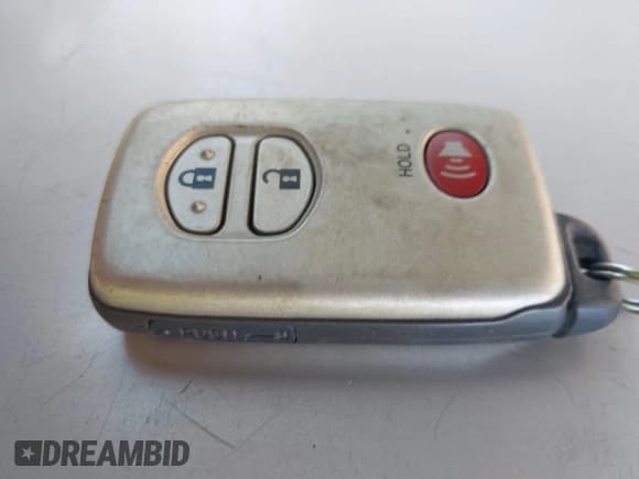 ✅ 2015 Toyota Land Cruiser • VIN: JTMHY7AJ9F4028506 • Lot: 42327712. Listed on IAAI with 122,158 mi. Free auction sales archive from the USA and detailed vehicle history report at DreamBid. Image 11.