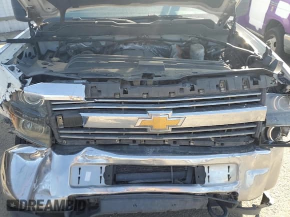 ✅ 2015 Chevrolet Silverado 2500HD Work Truck • VIN: 1GB0CUEG6FZ516103 • Lot: 80951675. Wystawiony na Copart z przebiegiem 356 131 mil. Bezpłatny archiwum sprzedaży aukcyjnych z USA i szczegółowy raport historii pojazdu na DreamBid. Zdjęcie 11.