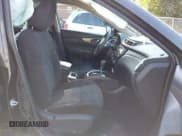 ✅ 2014 Nissan Rogue SV • VIN: 5N1AT2MV0EC834056 • Лот: 43259278. Опубликован ранее на IAAI с пробегом 176 769 миль. Бесплатный доступ к архиву аукционных продаж из США и подробный отчёт об истории автомобиля на DreamBid. Изображение 5.