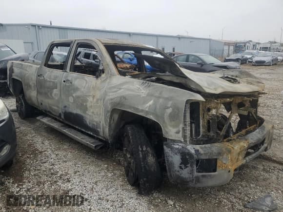 ✅ 2019 Chevrolet Silverado 2500HD LTZ • VIN: 1GC1KTEYXKF200477 • Лот: 93405675. Опубликован ранее на Copart с пробегом Не указан. Бесплатный доступ к архиву аукционных продаж из США и подробный отчёт об истории автомобиля на DreamBid. Изображение 4.