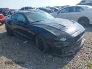 ✅ 2018 Ford Mustang GT • VIN: 1FA6P8CF0J5106365 • Lot: 42542363. Wystawiony na IAAI z przebiegiem 112 397 mil. Bezpłatny archiwum sprzedaży aukcyjnych z USA i szczegółowy raport historii pojazdu na DreamBid. Zdjęcie 1.