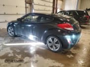 ✅ 2017 Hyundai Veloster • VIN: KMHTC6ADXHU324551 • Lot: 44230575. Wystawiony na Copart z przebiegiem 86 056 mil. Bezpłatny archiwum sprzedaży aukcyjnych z USA i szczegółowy raport historii pojazdu na DreamBid. Zdjęcie 2.