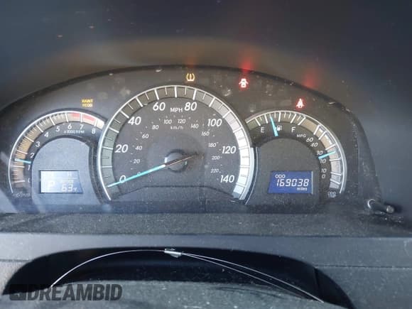 ✅ 2013 Toyota Camry SE • VIN: 4T1BF1FK2DU716432 • Lot: 43631034. Wystawiony na IAAI z przebiegiem 169 038 mil. Bezpłatny archiwum sprzedaży aukcyjnych z USA i szczegółowy raport historii pojazdu na DreamBid. Zdjęcie 7.