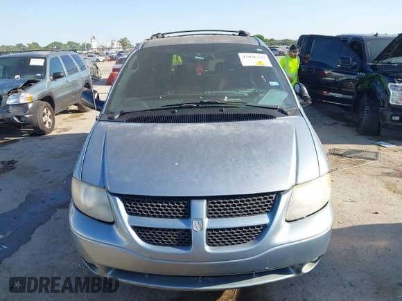 ✅ 2004 Dodge Caravan EX • VIN: 2D4GP74L44R553529 • Lot: 42026342. Listed on IAAI with Not provided. Free auction sales archive from the USA and detailed vehicle history report at DreamBid. Image 12.