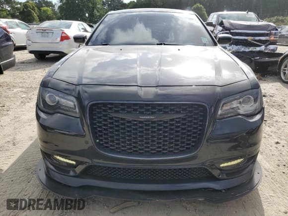✅ 2017 Chrysler 300 S Alloy Edition • VIN: 2C3CCABT1HH552376 • Lot: 69817584. Listed on Copart with 123,534 mi. Free auction sales archive from the USA and detailed vehicle history report at DreamBid. Image 5.