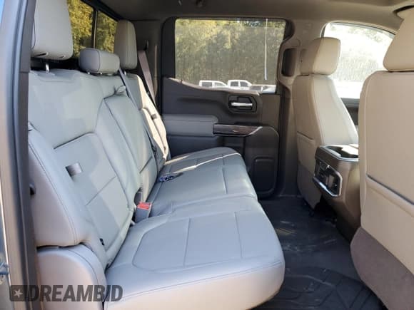 ✅ 2019 Chevrolet Silverado 1500 LTZ • VIN: 1GCUYGED5KZ168701 • Lot: 74448314. Wystawiony na Copart z przebiegiem 34 553 mil. Bezpłatny archiwum sprzedaży aukcyjnych z USA i szczegółowy raport historii pojazdu na DreamBid. Zdjęcie 10.