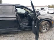 ✅ 2024 Volkswagen Tiguan S • VIN: 3VVFB7AX9RM194113 • Lot: 43452824. Listed on IAAI with Not provided. Free auction sales archive from the USA and detailed vehicle history report at DreamBid. Image 5.