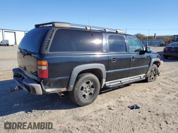 ✅ 2001 Chevrolet Suburban LT • VIN: 3GNFK16T01G262441 • Лот: 81145714. Опубликован ранее на Copart с пробегом Не указан. Бесплатный доступ к архиву аукционных продаж из США и подробный отчёт об истории автомобиля на DreamBid. Изображение 3.