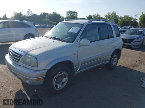 ✅ 2005 Suzuki Grand Vitara LX • VIN: JS3TD62V654201593 • Lot: 42857104. Wystawiony na IAAI z przebiegiem 200 000 mil. Bezpłatny archiwum sprzedaży aukcyjnych z USA i szczegółowy raport historii pojazdu na DreamBid. Zdjęcie 17.