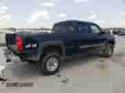 2005 Chevrolet Silverado 2500HD LT with VIN 1GCHK23225F906449, listed as a Copart auction lot 62258095 with 282,218 mi miles and Clean title. Bid and sale history available at DreamBid. Image 3.