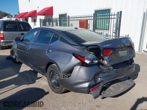 ✅ 2020 Nissan Altima S • VIN: 1N4BL4BV1LC129552 • Lot: 43574695. Listed on IAAI with 53,565 mi. Free auction sales archive from the USA and detailed vehicle history report at DreamBid. Image 3.
