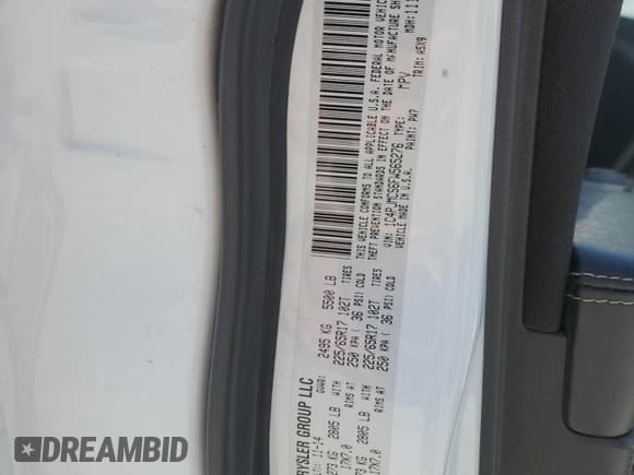 ✅ 2015 Jeep Cherokee Latitude • VIN: 1C4PJMCS6FW565276 • Lot: 54930655. Wystawiony na Copart z przebiegiem 126 752 mil. Bezpłatny archiwum sprzedaży aukcyjnych z USA i szczegółowy raport historii pojazdu na DreamBid. Zdjęcie 13.