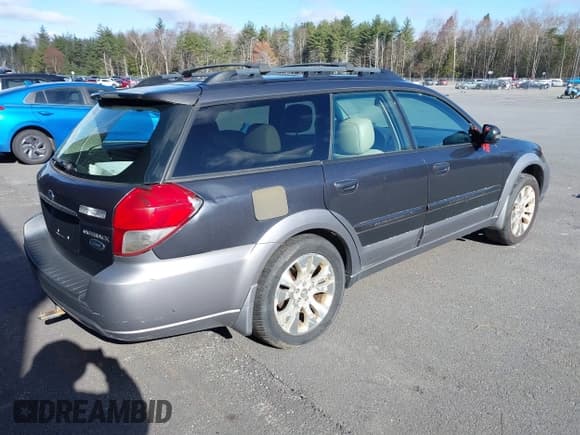 ✅ 2008 Subaru Outback L.L. Bean • VIN: 4S4BP86C884317948 • Лот: 41971595. Опубликован ранее на IAAI с пробегом 172 542 миль. Бесплатный доступ к архиву аукционных продаж из США и подробный отчёт об истории автомобиля на DreamBid. Изображение 4.
