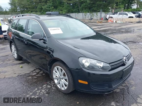 ✅ 2014 Volkswagen Jetta TDI w/Sunroof & Nav • VIN: 3VWPL7AJ9EM609661 • Lot: 42600438. Listed on IAAI with 105,958 mi. Free auction sales archive from the USA and detailed vehicle history report at DreamBid. Image 1.
