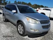 ✅ 2012 Chevrolet Traverse 2LT • VIN: 1GNKRJED9CJ290373 • Lot: 87024035. Wystawiony na Copart z przebiegiem 195 838 mil. Bezpłatny archiwum sprzedaży aukcyjnych z USA i szczegółowy raport historii pojazdu na DreamBid. Zdjęcie 14.