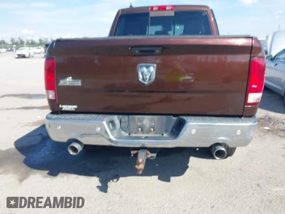 ✅ 2015 Ram 1500 Big Horn • VIN: 1C6RR6LM0FS529953 • Лот: 43481294. Опубликован ранее на IAAI с пробегом 296 060 миль. Бесплатный доступ к архиву аукционных продаж из США и подробный отчёт об истории автомобиля на DreamBid. Изображение 17.