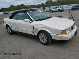 ✅ 1996 Audi Cabriolet • VIN: WAUAA88G1TA003857 • Lot: 80161455. Listed on Copart with 91,236 mi. Free auction sales archive from the USA and detailed vehicle history report at DreamBid. Image 4.