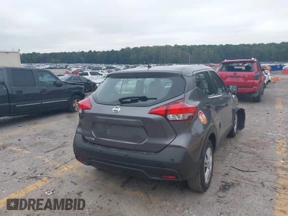 ✅ 2020 Nissan Kicks S • VIN: 3N1CP5BV2LL518099 • Lot: 43381463. Listed on IAAI with 103,322 mi. Free auction sales archive from the USA and detailed vehicle history report at DreamBid. Image 4.