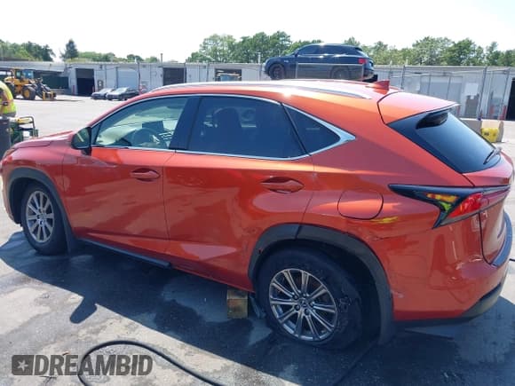 ✅ 2020 Lexus NX 300 • VIN: JTJDARDZ0L2219719 • Lot: 42823234. Wystawiony na IAAI z przebiegiem 36 761 mil. Bezpłatny archiwum sprzedaży aukcyjnych z USA i szczegółowy raport historii pojazdu na DreamBid. Zdjęcie 6.