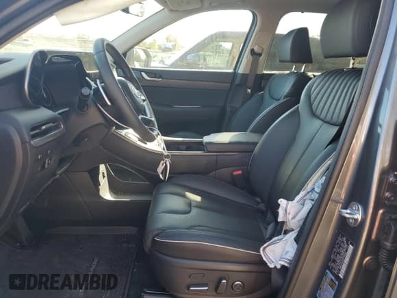 ✅ 2024 Hyundai Palisade Limited • VIN: KM8R54GE5RU795680 • Лот: 83765704. Опубликован ранее на Copart с пробегом 657 миль. Бесплатный доступ к архиву аукционных продаж из США и подробный отчёт об истории автомобиля на DreamBid. Изображение 7.