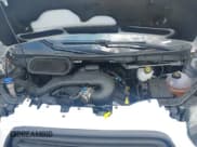 ✅ 2017 Ford Transit • VIN: 1FTYE1ZM6HKA00987 • Lot: 42470361. Wystawiony na IAAI z przebiegiem 121 034 mil. Bezpłatny archiwum sprzedaży aukcyjnych z USA i szczegółowy raport historii pojazdu na DreamBid. Zdjęcie 10.