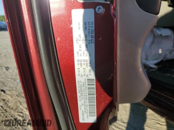 ✅ 2019 Dodge Grand Caravan SXT • VIN: 2C4RDGCG2KR755205 • Lot: 71033775. Wystawiony na Copart z przebiegiem 95 520 mil. Bezpłatny archiwum sprzedaży aukcyjnych z USA i szczegółowy raport historii pojazdu na DreamBid. Zdjęcie 13.