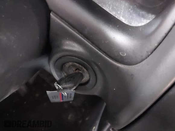 ✅ 1994 Toyota Corolla Deluxe • VIN: 2T1AE09B1RC070216 • Lot: 41898395. Wystawiony na IAAI z przebiegiem 214 333 mil. Bezpłatny archiwum sprzedaży aukcyjnych z USA i szczegółowy raport historii pojazdu na DreamBid. Zdjęcie 11.