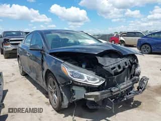 2018 Hyundai Sonata SEL with VIN 5NPE34AF8JH627654, listed as a IAAI auction lot 42235653 with 151,684 mi miles and . Bid and sale history available at DreamBid. Image 1.