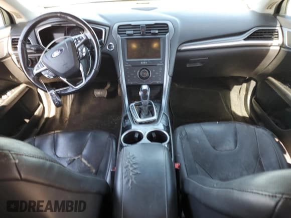 ✅ 2013 Ford Fusion Titanium Hybrid • VIN: 3FA6P0RU3DR291973 • Лот: 82748155. Опубликован ранее на Copart с пробегом Не указан. Бесплатный доступ к архиву аукционных продаж из США и подробный отчёт об истории автомобиля на DreamBid. Изображение 8.