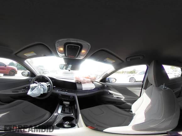 ✅ 2024 Hyundai Elantra SEL • VIN: KMHLM4DG6RU689091 • Lot: 43448185. Listed on IAAI with 33,460 mi. Free auction sales archive from the USA and detailed vehicle history report at DreamBid. Image 19.