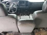 ✅ 2006 Chevrolet Silverado 2500HD LT2 • VIN: 1GCHK23U06F261402 • Лот: 68655945. Опубликован ранее на Copart с пробегом 488 767 миль. Бесплатный доступ к архиву аукционных продаж из США и подробный отчёт об истории автомобиля на DreamBid. Изображение 8.